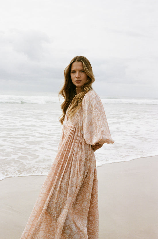 billowing maxi dress Zimmermann Rebellion Long Sleeve Ramie Maxi Dress - Ivory