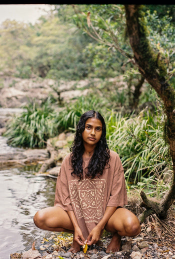 Shanti Tee ~ Hazel
